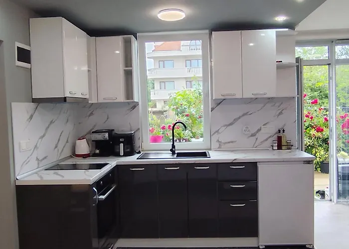 студио 게스트하우스 4*